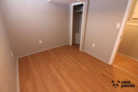 Charming 1 Bedroom, 1 Bathroom Apartment $1,350 All-Inclusive Welcome to your new home! This well-ma... (image 5)
