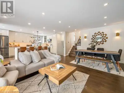 Stunning Home in Roseland, Burlington!This 2,500 sq. ft. gem offers 3+1 bedrooms, 3 upgraded bathroo...