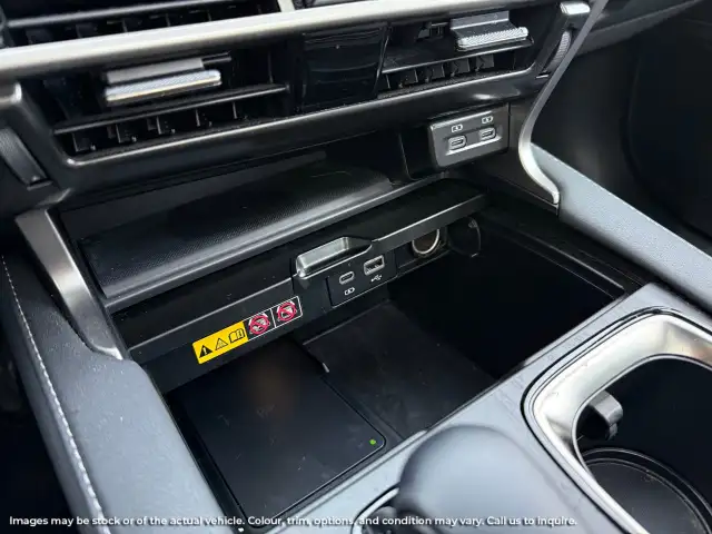 2024 Lexus RX in Cars & Trucks in Delta/Surrey/Langley - Image 24