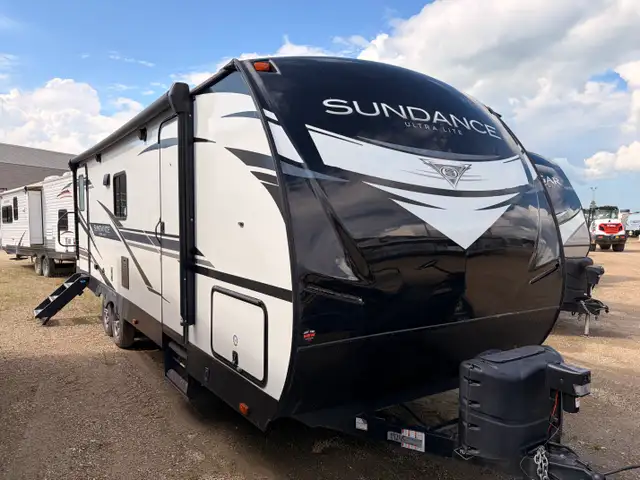 2022 Heartland SUNDANCE 268 RL in Travel Trailers & Campers in St. Albert - Image 2