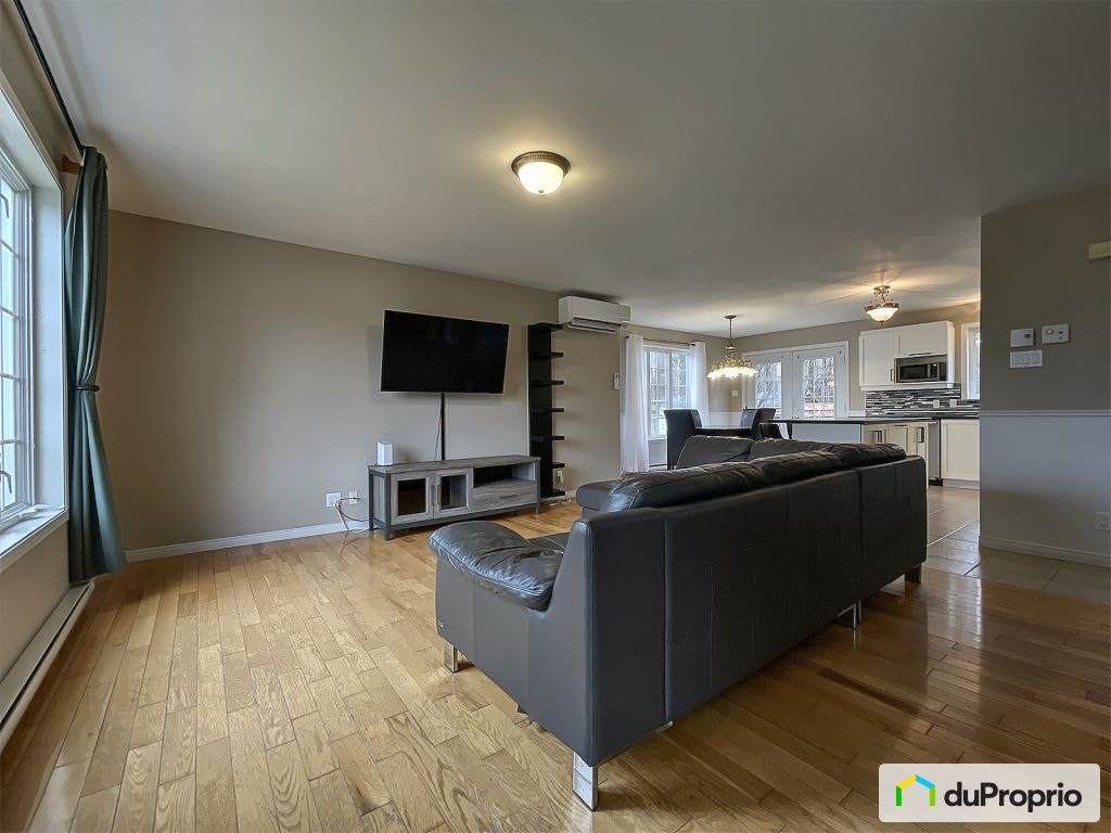 $399,900 - Bungalow for sale in St-Anselme — photo 2