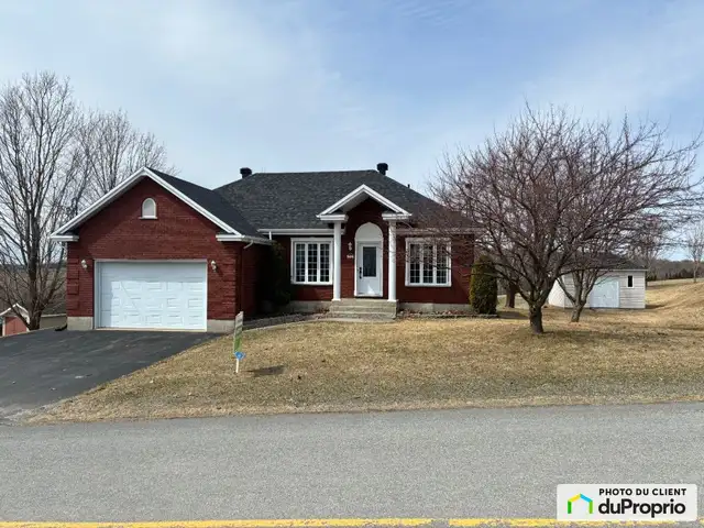 $395,000 - Bungalow for sale in Chesterville in Houses for Sale in Victoriaville - Image 2