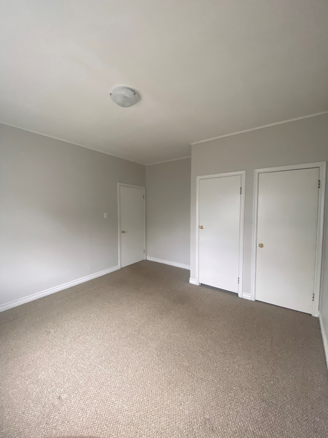 SPACIOUS TWO BEDROOM APARTMENT IN DOWNTOWN DARTMOUTH in Long Term Rentals in Dartmouth - Image 4