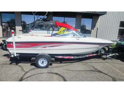 2001 Autre CHAPARRAL 180 2001 CHAPARRAL 180 SS. VERY CLEAN AND WELL MAINTAINED BOAT. STEREO, DEPTH F...