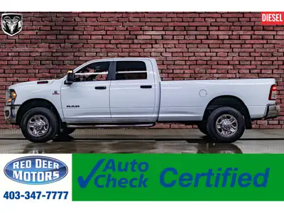 **ONE OWNER - ACCIDENT FREE** ORIGINAL FACTORY PRICE $84,810 23,210 KM This 2024 Ram 2500 4x4 Crew C...