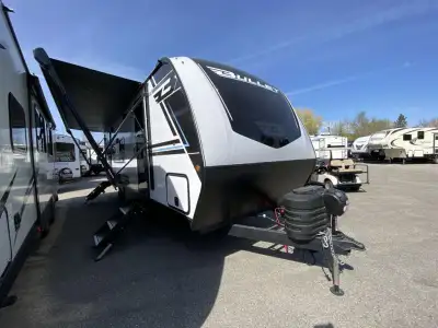 Keystone Bullet Crossfire travel trailer 2530RDWE highlights: Do-More Dinette Table Queen Bed Pass-T...