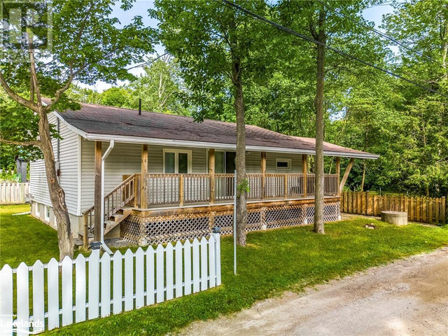 349 BALM BEACH Road W Tiny Twp, Ontario in Houses for Sale in Muskoka