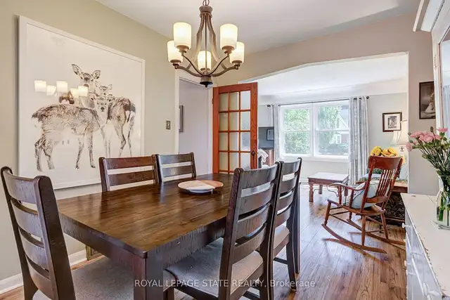 Tucked away on a quiet cour! in Houses for Sale in Hamilton - Image 9