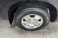 Brand new michelin tire! drives like NEW! Bring your trade in Absolutely beautiful truck! Buy with c... (image 4)