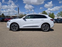This pre-owned 2025 Audi Q5 2.0T delivers refined performance, premium comfort, and advanced technol... (image 2)