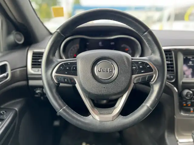 2018 Jeep Grand Cherokee Laredo AWD | Command Start | Reverse Ca5484076805082419212
