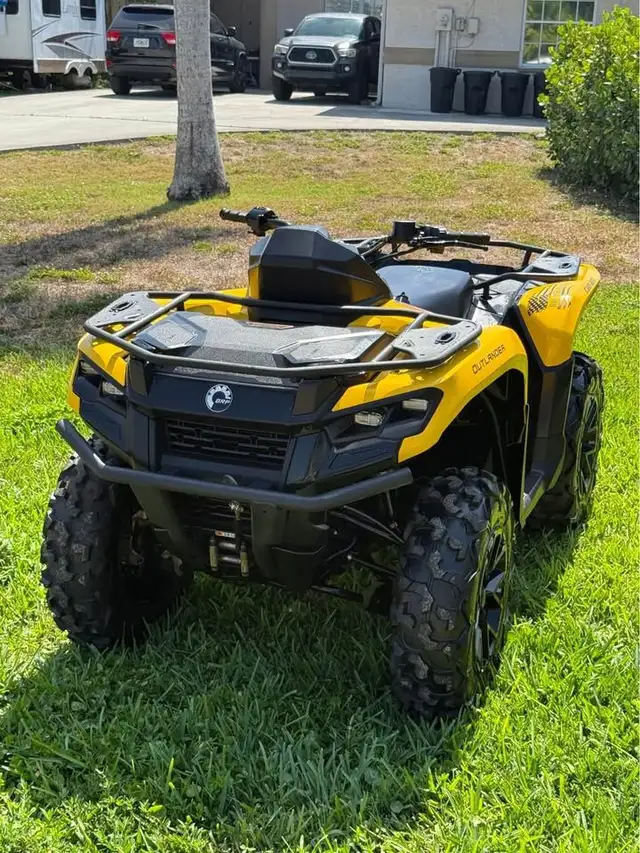 2024 CAN-AM OUTLANDER 700 XT-FINANCE AVAILABLE!  in ATVs in Dartmouth - Image 3