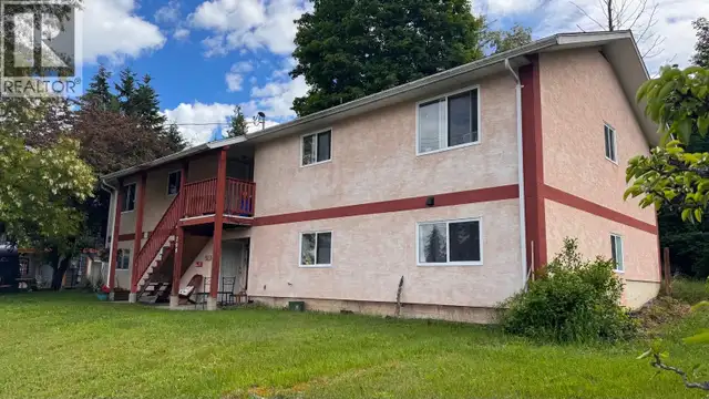 208 Nelson Avenue Unit# 1-4 Nakusp, British Columbia in Houses for Sale in Nelson - Image 3