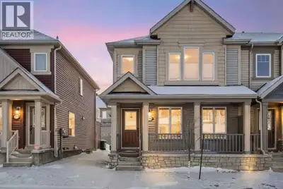 Welcome to this stylish and affordable end-unit two-storey townhome in desirable Windsong, offering...