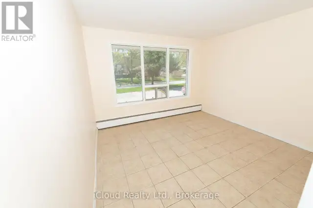 536 GLEN FORREST BOULEVARD Waterloo, Ontario in Houses for Sale in Kitchener / Waterloo - Image 6