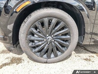 Take the worry out of buying with this reliable 2025 Hyundai Palisade. Tire Pressure Monitoring Syst... (image 9)