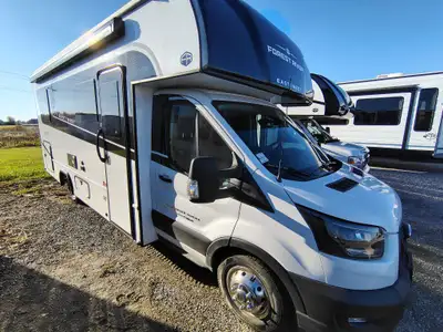 The 2026 East To West Alita 23TK is a Class C motorhome built on the Ford AWD 350 Transit chassis. I...