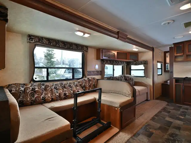 2013 LaCrosse 292BHS in Travel Trailers & Campers in St. Albert - Image 14