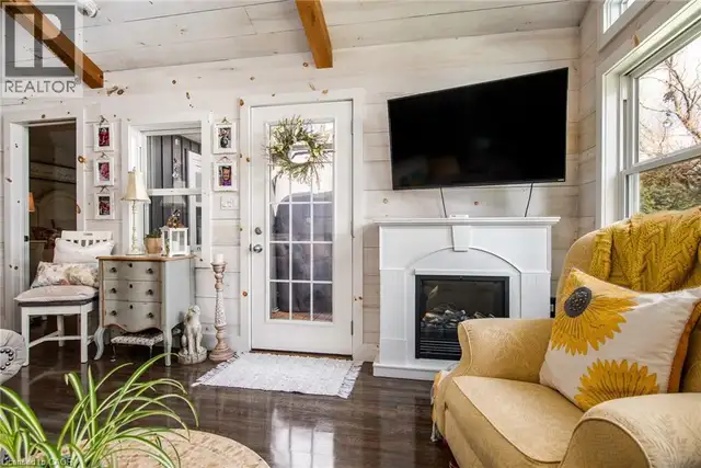 516 FIFTH ST Street N Belwood, Ontario in Houses for Sale in Oakville / Halton Region - Image 23