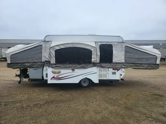 2013 Forest River VIKING 2485 SST in Travel Trailers & Campers in St. Albert - Image 6