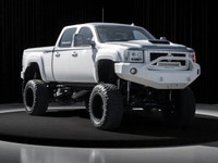 Thanks for viewing our House Of Cars Chinook Inventory! AMVIC licensed dealer! Polar Bear (Build cos... (image 8)