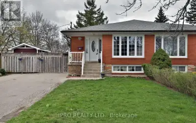 UNIT 2 - 3614 HOLDEN CRESCENT Mississauga (Mississauga Valleys),