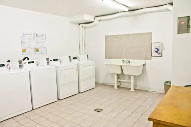 1½ 2½ 3½ 4½ - NDG/COTE ST-LUC - Appartement a loué TOUT INCLUS in Long Term Rentals in City of Montréal - Image 8