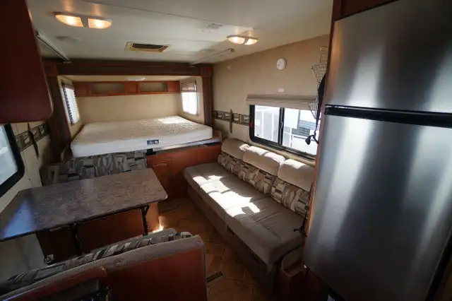 2012 Forest River Surveyor 235RKS Base in Travel Trailers & Campers in Stratford - Image 14