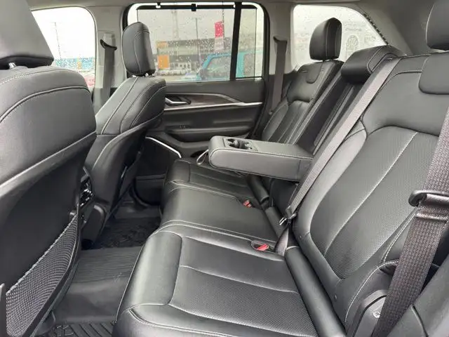 2023 Jeep Grand Cherokee 4xe BASE | Low Km | Remote Start in Cars & Trucks in Edmonton - Image 27