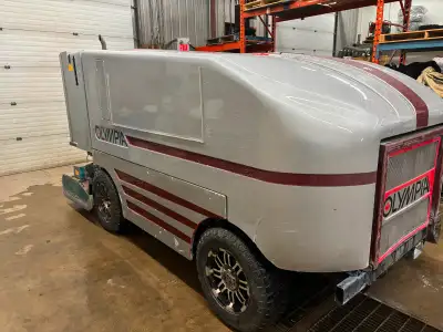 2011 OLYMPIA MILLENNIUM ICE RESURFACER-SIMILAR TO ZAMBONI 520/525,ENGO ETC $28900 PLUS TAXES ..........