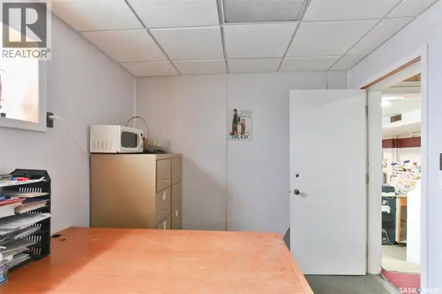 325 & 329 4th AVENUE SW Moose Jaw, Saskatchewan in Commercial & Office Space for Sale in Moose Jaw - Image 16