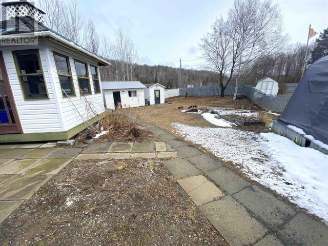 28 McQuarrie PL Elliot Lake, Ontario in Houses for Sale in Sudbury - Image 2