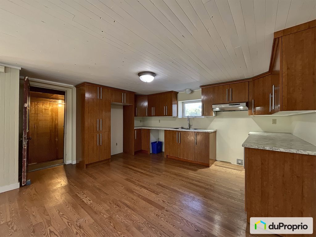 $359,000 - 1 1/2 Storey for sale in Farnham — photo 3