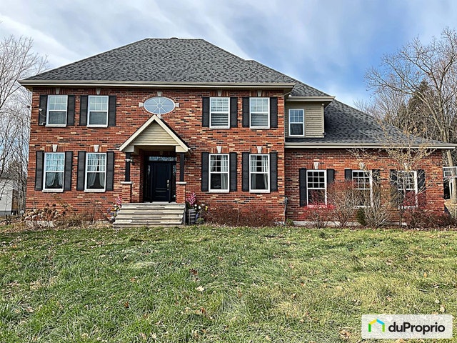 $859,000 - 2 Storey for sale in Brownsburg-Chatham — photo 2