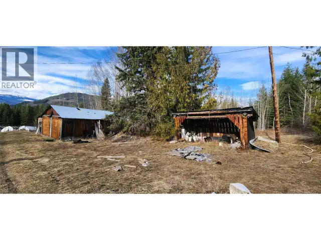3584 Barriere South Road Barriere, British Columbia in Land for Sale in Kamloops - Image 29