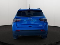 Premium Cloth/Vinyl Bucket Seats, Dual-Pane Panoramic Sunroof, Remote Start, Heated front seats, Hea... (image 4)