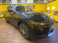 Luxury SUV featuring a 424-horsepower twin-turbo V6 engine, all-wheel-drive with a mechanical limite... (image 6)