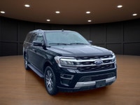 Price includes $1,000 finance credit. Price does not include fees or taxes. The 2024 Ford Expedition... (image 3)