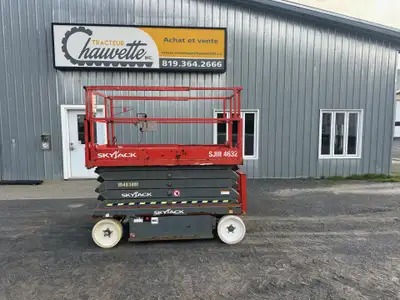 Plateforme extensible Électrique Élévation 32' Largeur 46'' 361 Hres Financement disponible a taux c...