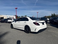 All Wheel Drive,Turbocharged,Dual Moonroof,Panoramic Roof,Generic Sun/Moonroof,Driver Adjustable Lum... (image 4)