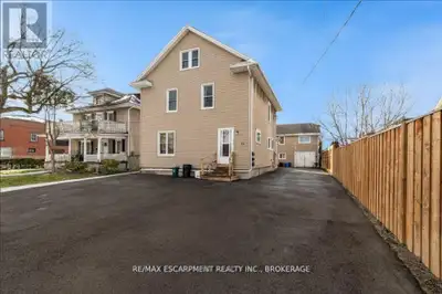 Attention investors! This turnkey triplex in Welland offers exceptional income potential with market...