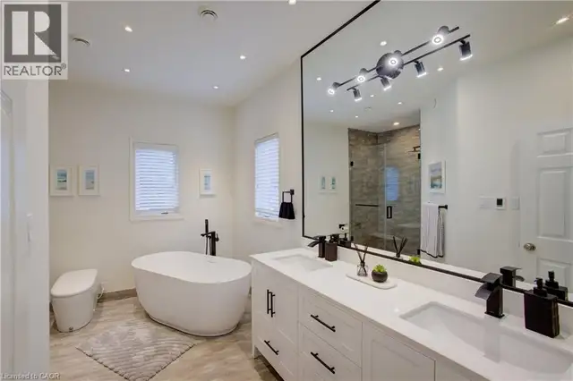 457 CARYNDALE Drive Kitchener, Ontario in Houses for Sale in Kitchener / Waterloo - Image 23