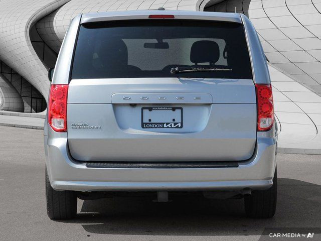 2017 Dodge Grand Caravan SXT DVD Player | Power Driver Seat in Cars & Trucks in London - Image 4