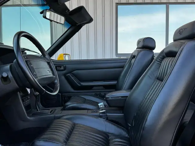 1993 Ford Mustang LX **ALL ORIGINAL FROM FACTORY** in Cars & Trucks in Hamilton - Image 34