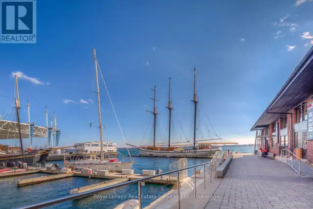 1704 - 260 QUEENS QUAY W Toronto (Waterfront Communities), Ontar62864387731201124