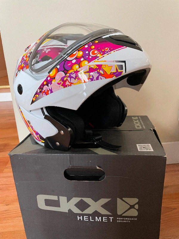 CKX modular snowmobile youth helmet in Snowmobiles in Thompson - Image 3