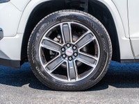 2017 GMC Acadia Denali White Frost 3.6L V6 SIDI DOHC VVT AWD 6-Speed Automatic 4D Sport Utility NO A... (image 3)