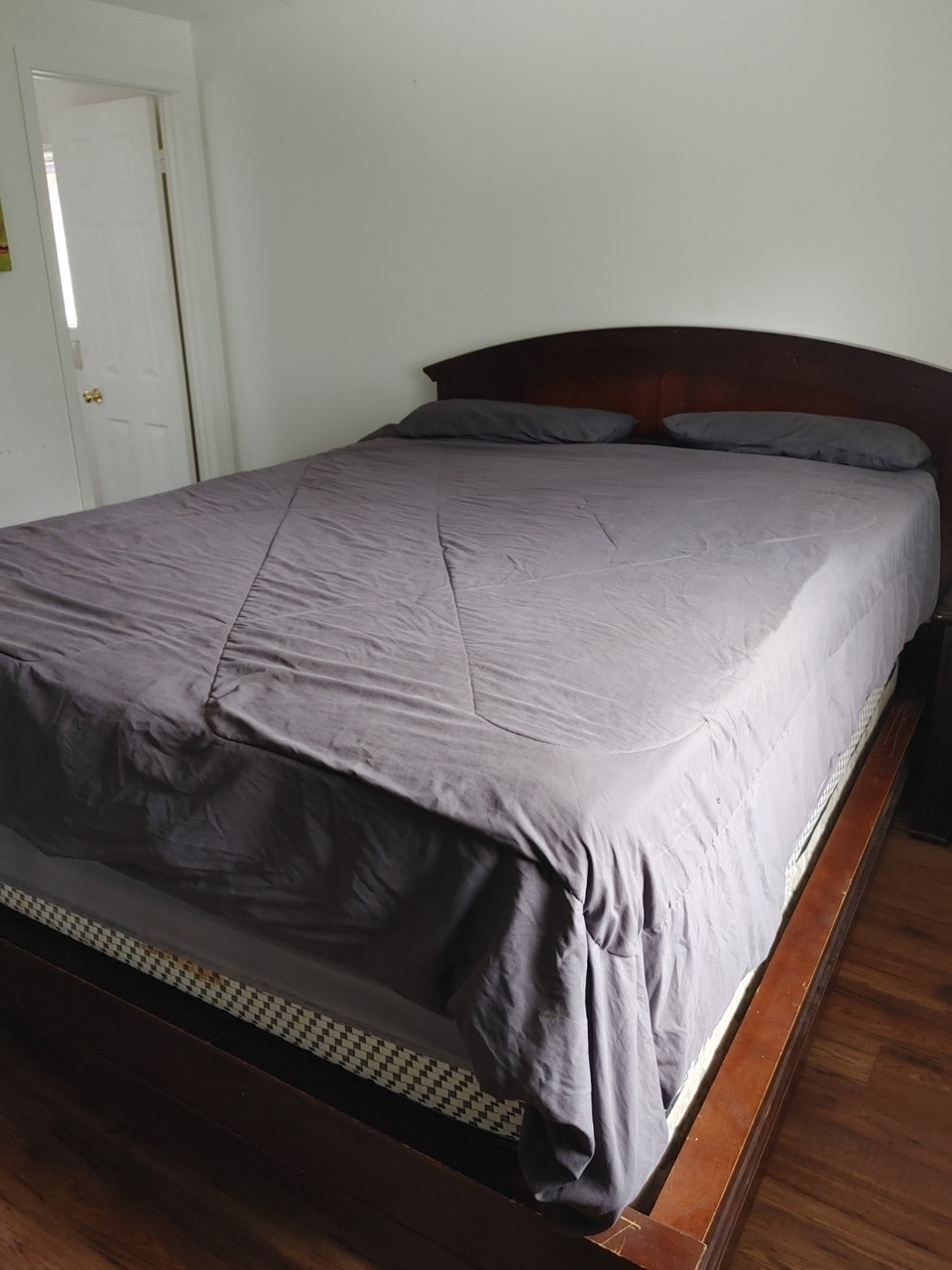 Furnished master bedroom with private bathroom for rent. 2