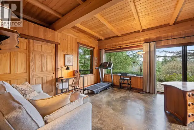 825 Austin Dr Cortes Island, British Columbia in Houses for Sale in Campbell River - Image 32