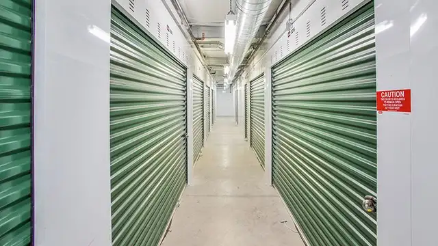 Need Storage? Amazing Deals + FREE Move-In Van!628632460988171210